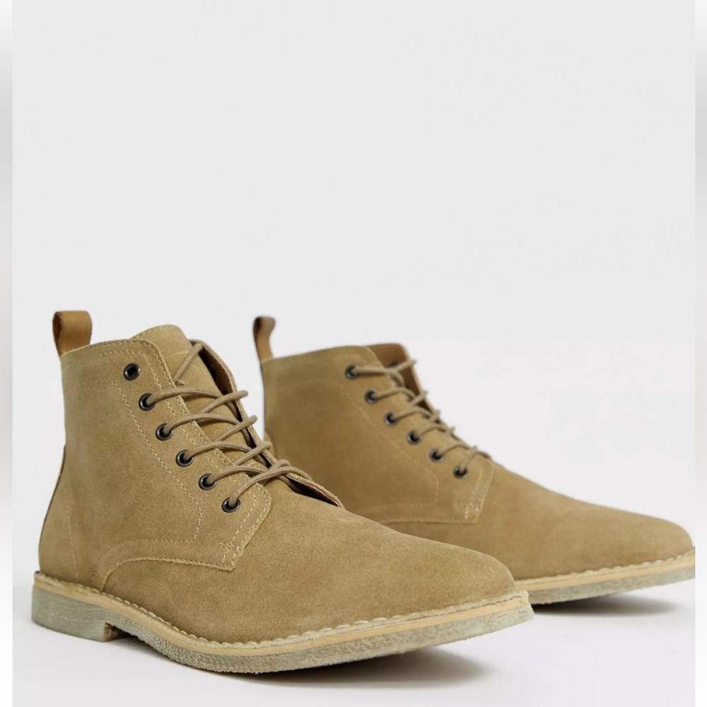 ASOS DESIGN desert chukka boots in stone suede with leather detail.